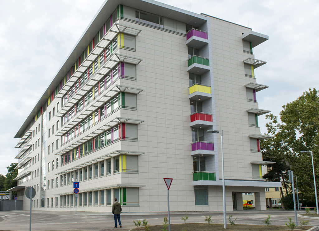 Szentrokus 1