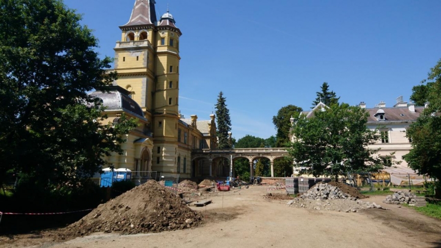 Javában zajlik a szabadkígyósi Wenckheim-kastély felújítása.